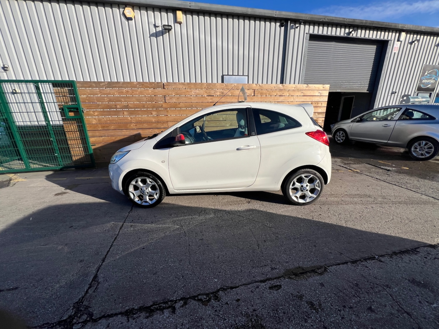 Used Ford Ka 2011 for sale - 76625756: Photo 3