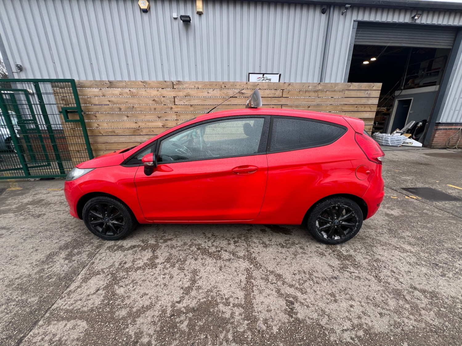 Used Ford Fiesta 2012 for sale - 77446434: Photo 3