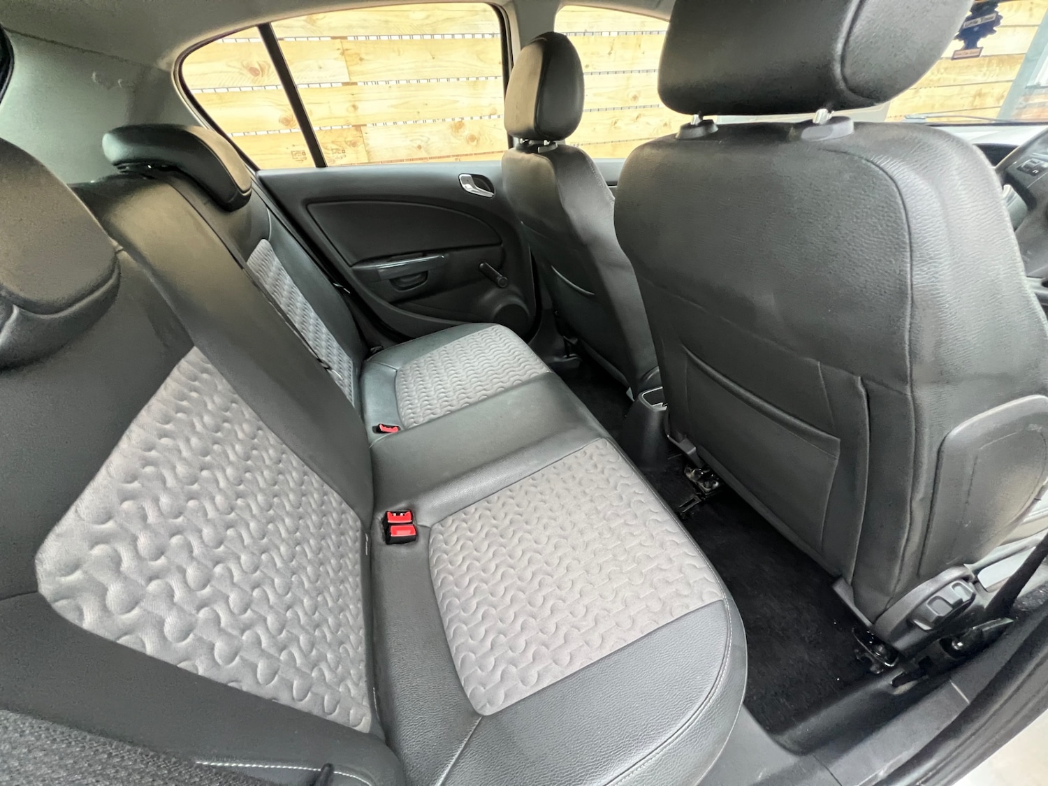 Used Vauxhall Corsa 2011 for sale - 77483000: Photo 10