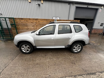 Used Dacia Duster 2013 for sale - 77337040: Photo