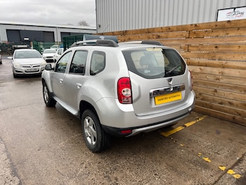 Used Dacia Duster 2013 for sale - 77337040: Photo
