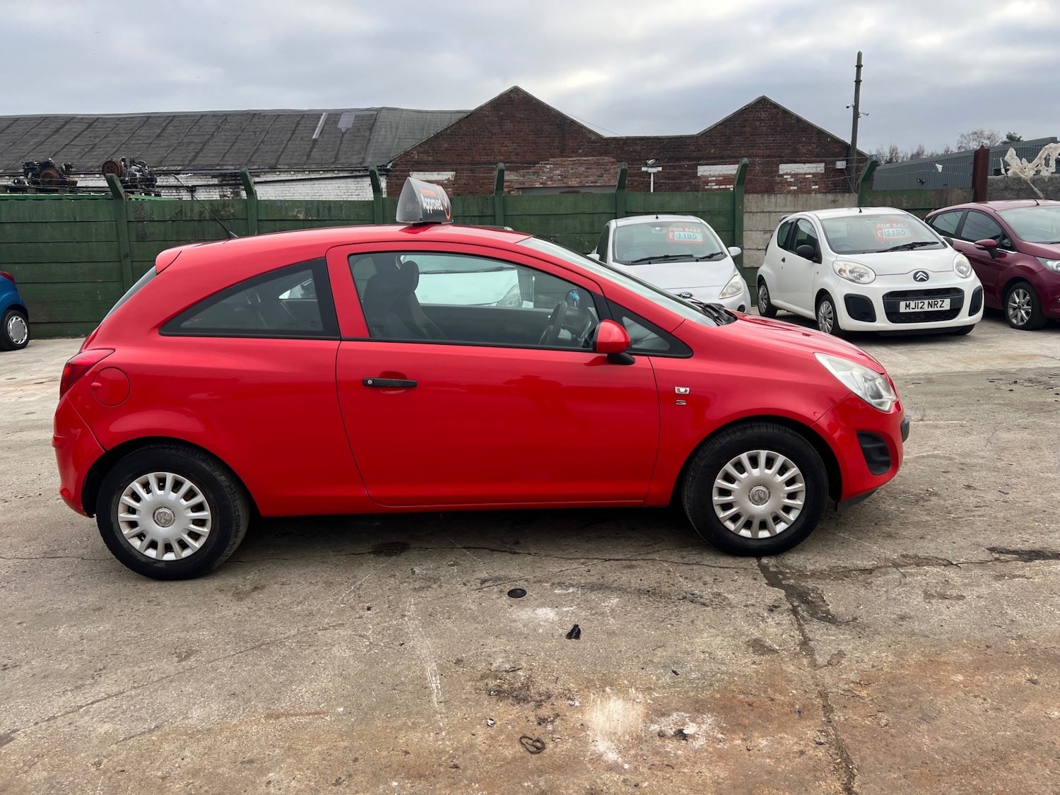 Used Vauxhall Corsa 2012 for sale - 77059379: Photo 3