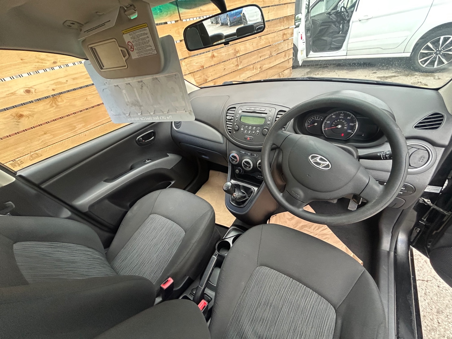 Used Hyundai i10 2013 for sale - 75933206: Photo 5