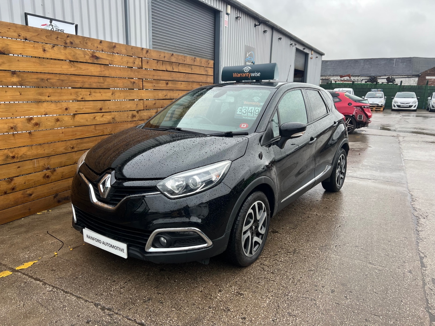 Used Renault Captur 2016 for sale - 77516188: Photo 2