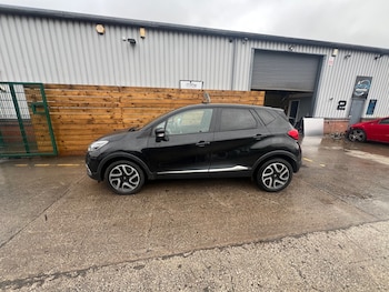 Used Renault Captur 2016 for sale - 77516188: Photo