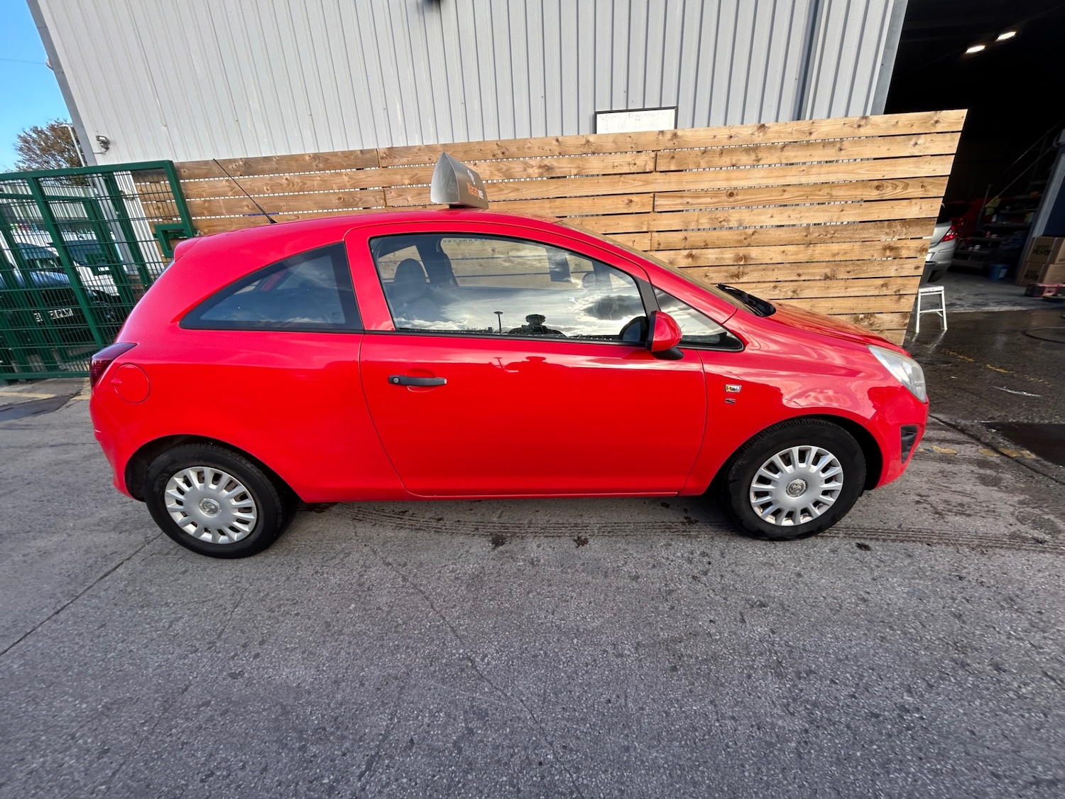 Used Vauxhall Corsa 2013 for sale - 76555524: Photo 7