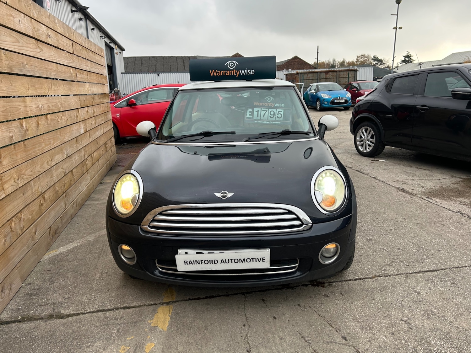 Used MINI Hatch 2006 for sale - 76505577: Photo 1