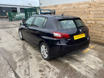 Used Peugeot 308 2014 for sale - 77691058: Photo