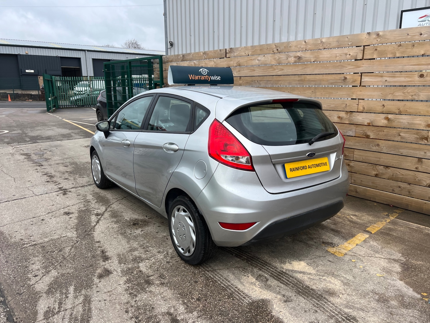 Used Ford Fiesta 2011 for sale - 77691051: Photo 4