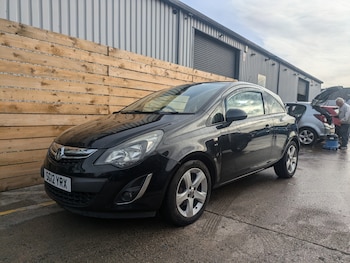 Vauxhall - Corsa