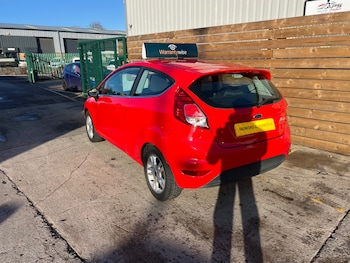 Used Ford Fiesta 2015 for sale - 77128462: Photo