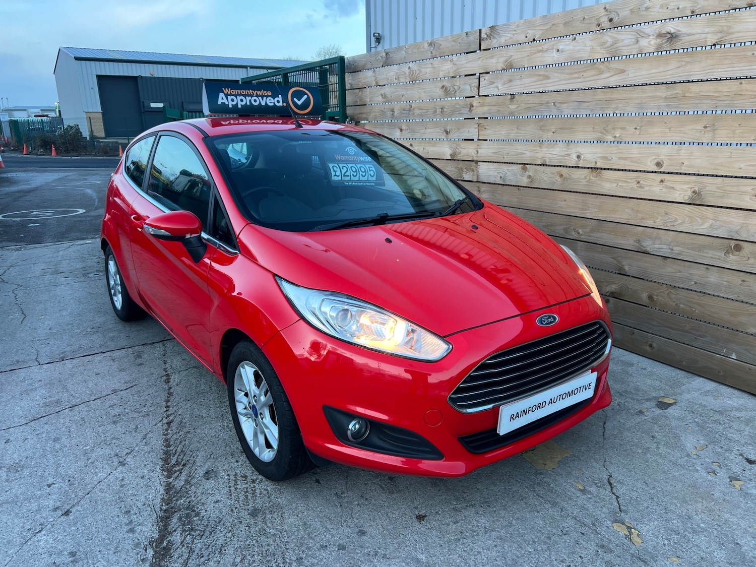 Used Ford Fiesta 2015 for sale - 77128462: Photo 8