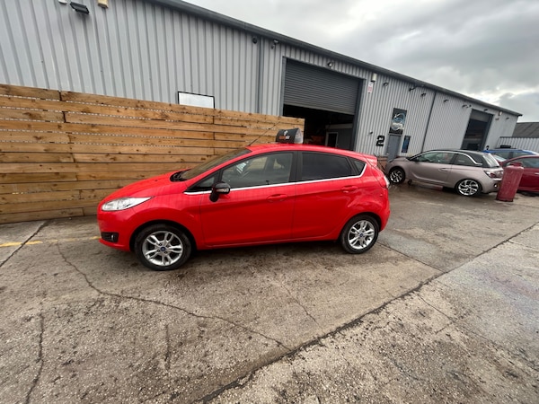 Used Ford Fiesta 2014 for sale - 76097044: Photo 2