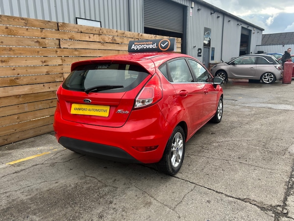 Used Ford Fiesta 2014 for sale - 76097044: Photo 6