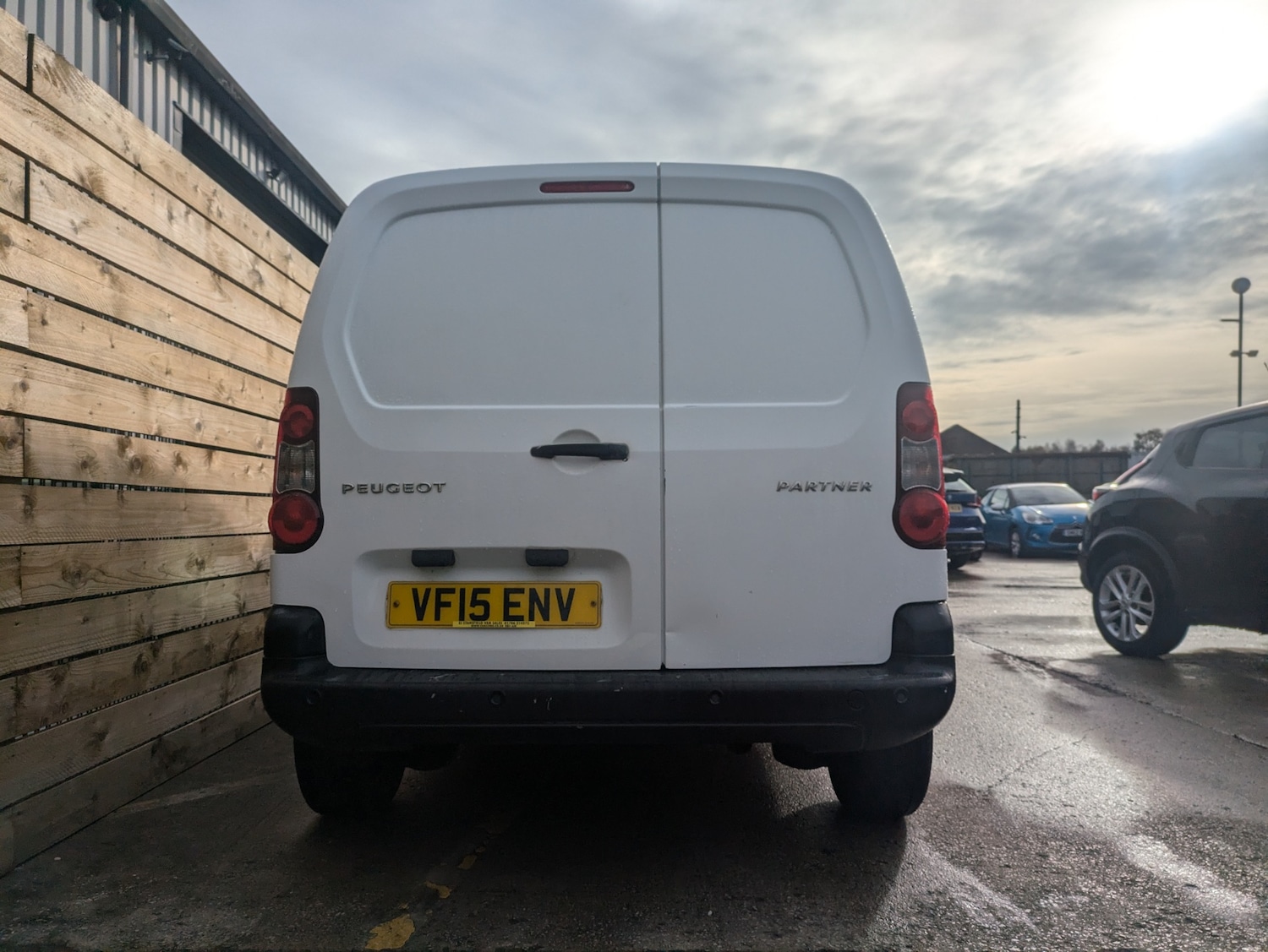 Used Peugeot Partner 2015 for sale - 76412541: Photo 8