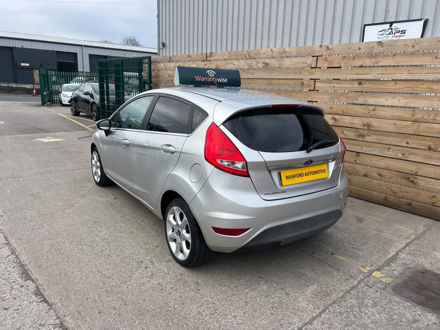 Used Ford Fiesta 2009 for sale - 78031907: Photo 4