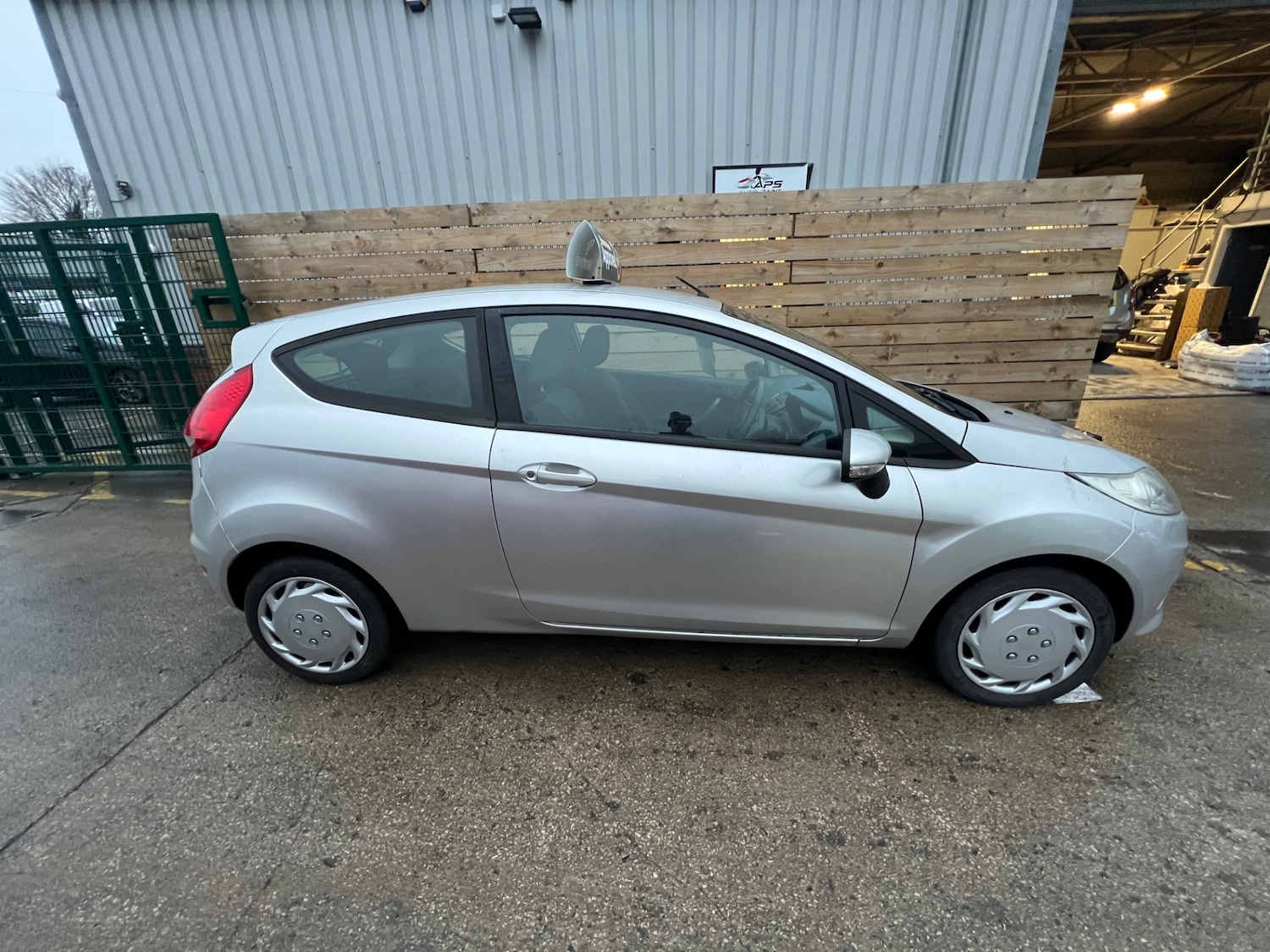 Used Ford Fiesta 2009 for sale - 77138016: Photo 7