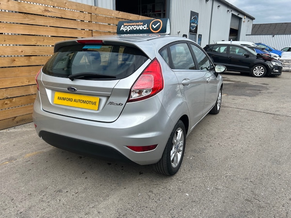 Used Ford Fiesta 2017 for sale - 75641711: Photo 4
