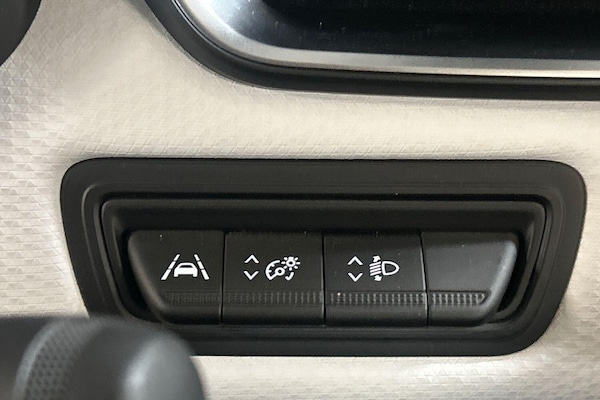 Used Renault Clio 2022 for sale - 76085356: Photo 24