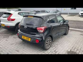 Used Hyundai i10 2017 for sale - 74887644: Photo