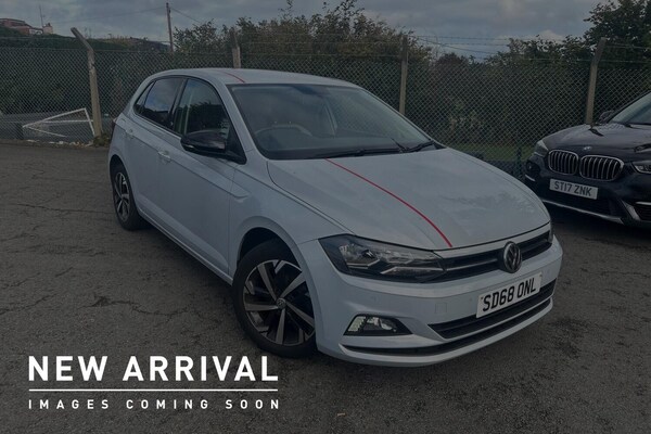 Used Volkswagen Polo 2018 for sale - 76152438: Photo 1