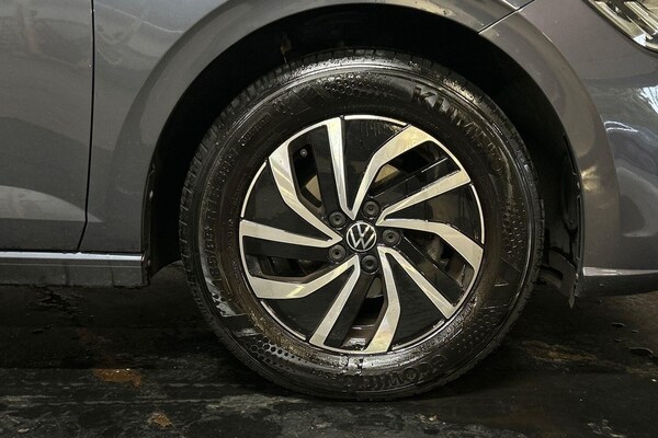 Used Volkswagen Polo 2024 for sale - 76084342: Photo 15