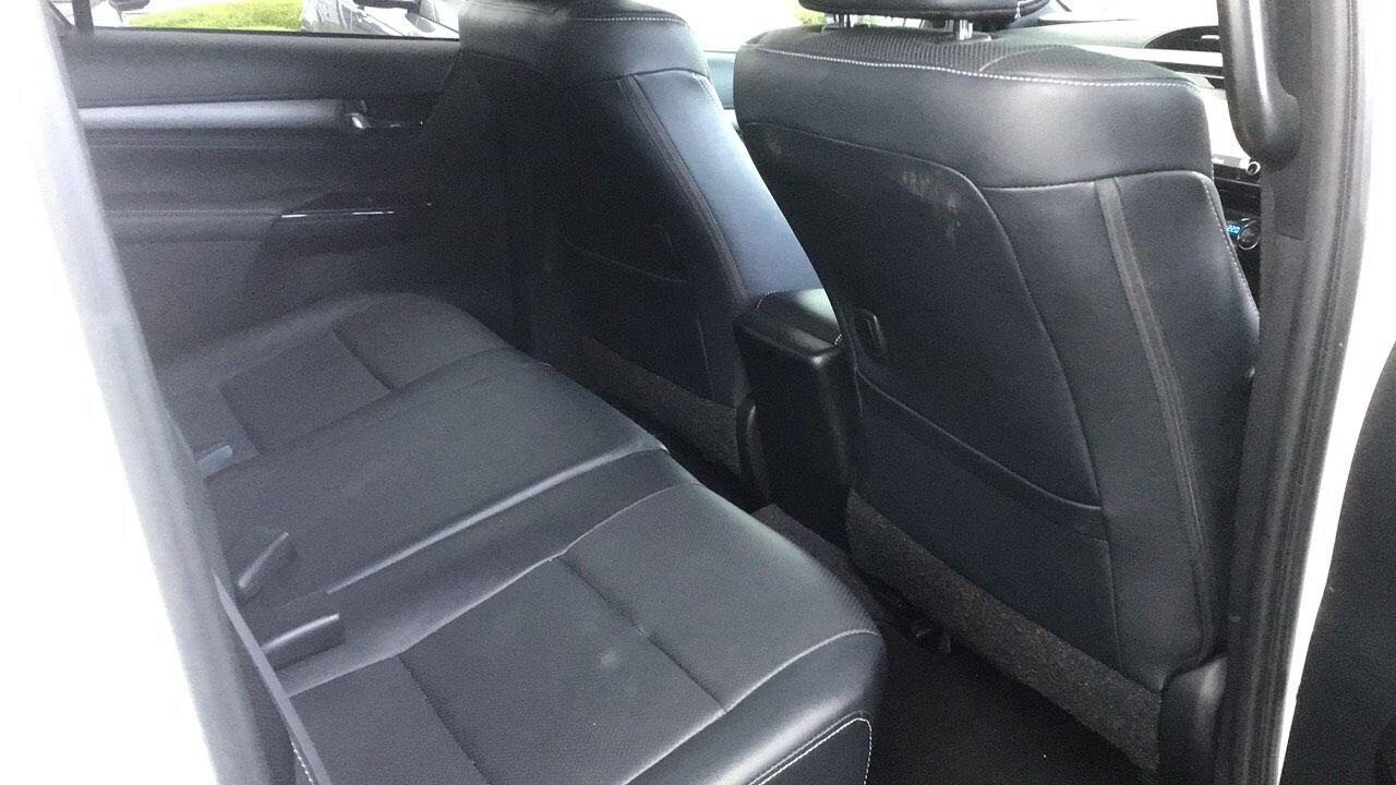 Used Toyota Hilux 2022 for sale - 75729140: Photo 6
