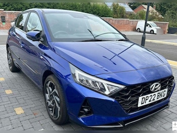 2022 (22) - 1.0 T-GDi MHEV Premium Hatchback 5dr Petrol Hybrid DCT Euro 6 (s/s) (100 ps