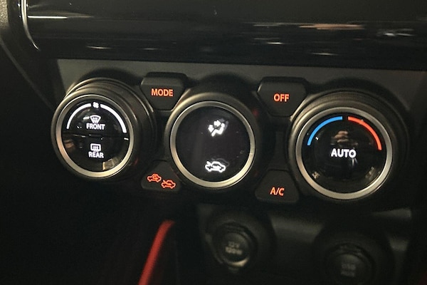Used Suzuki Swift 2020 for sale - 76072327: Photo 18