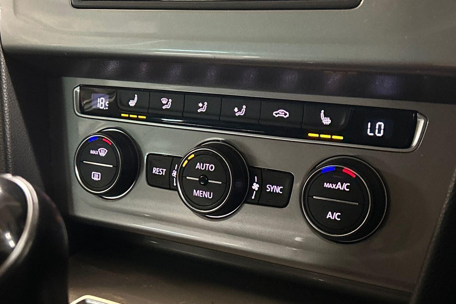Used Volkswagen Passat 2016 for sale - 76109579: Photo 18