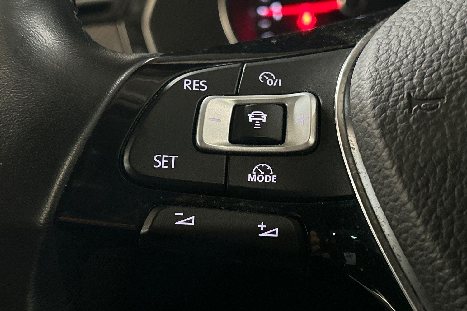 Used Volkswagen Passat 2016 for sale - 76109579: Photo 8