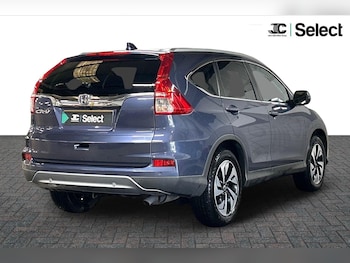 Used Honda CR-V 2017 for sale - 76151824: Photo 2