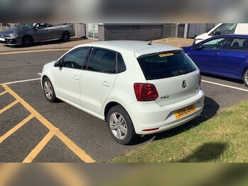 Used Volkswagen Polo 2016 for sale - 75940667: Photo
