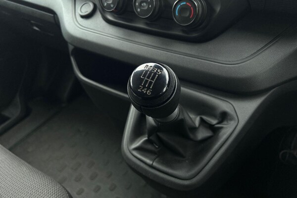 Used Renault Trafic 2022 for sale - 76151120: Photo 19