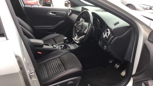 Used Mercedes-Benz A-Class 2018 for sale - 76215628: Photo 4