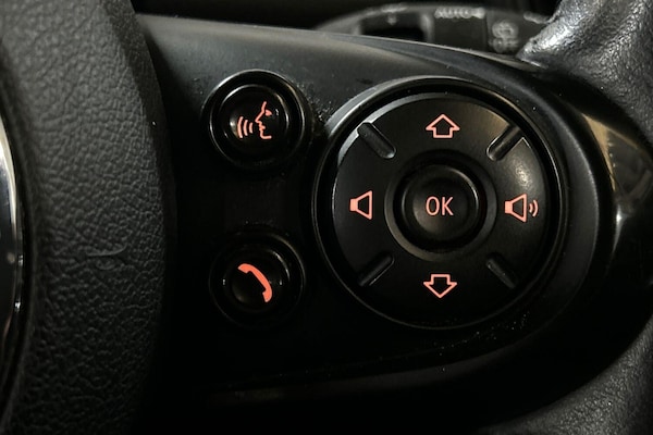 Used MINI Hatch 2018 for sale - 76073062: Photo 9