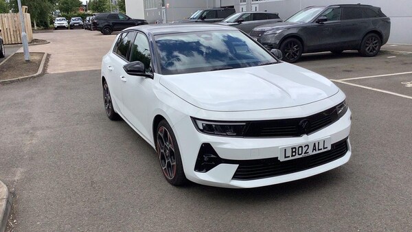 Used Vauxhall Astra 2022 for sale - 75290710: Photo 1