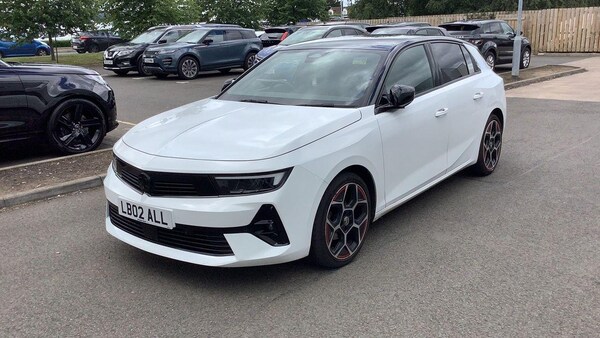 Used Vauxhall Astra 2022 for sale - 75290710: Photo 2
