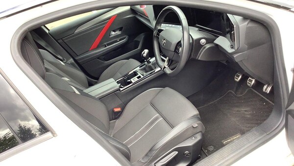 Used Vauxhall Astra 2022 for sale - 75290710: Photo 6