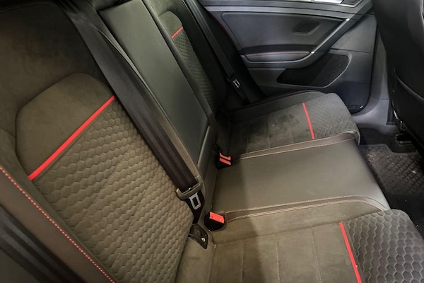 Used Volkswagen Golf 2019 for sale - 75609301: Photo 17
