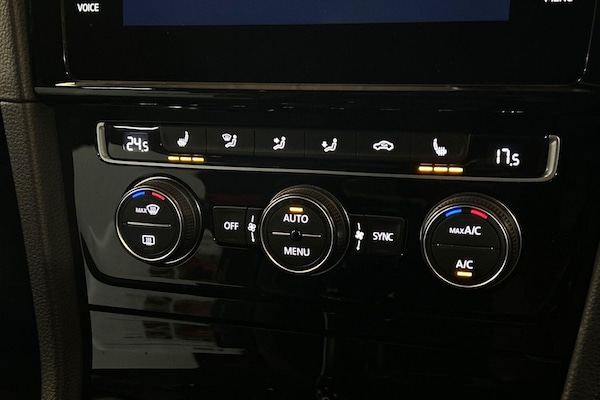 Used Volkswagen Golf 2019 for sale - 75609301: Photo 18