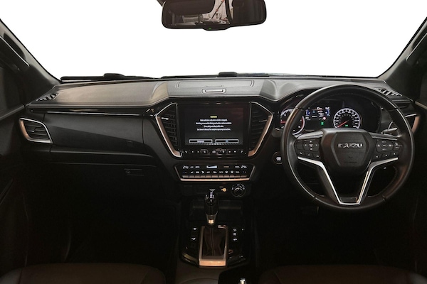 Used Isuzu D-Max 2023 for sale - 74851885: Photo 5