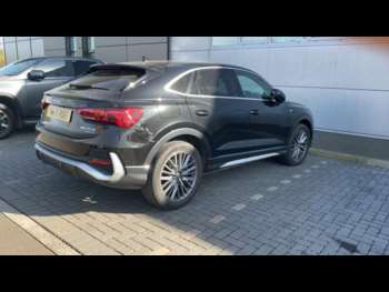 Used Audi Q3 2020 for sale - 74849180: Photo