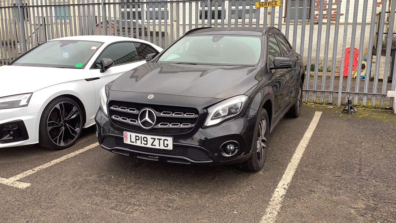 Used Mercedes-Benz GLA 2019 for sale - 76151830: Photo 2