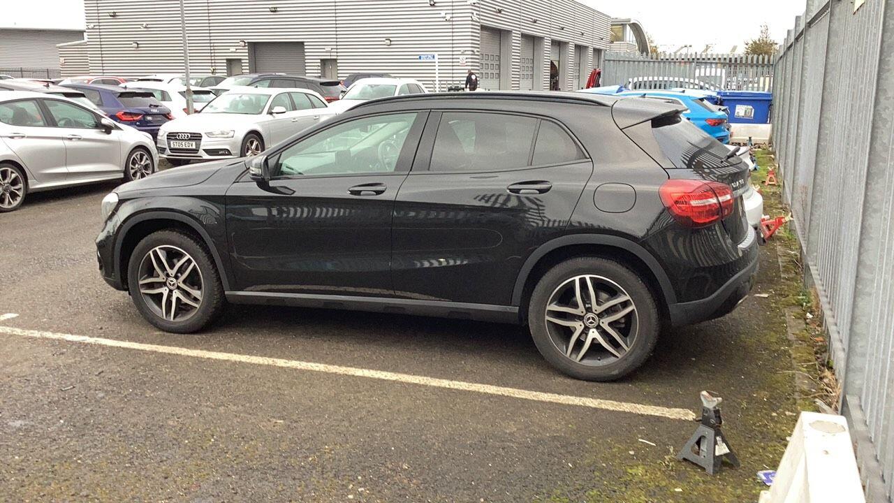 Used Mercedes-Benz GLA 2019 for sale - 76151830: Photo 3