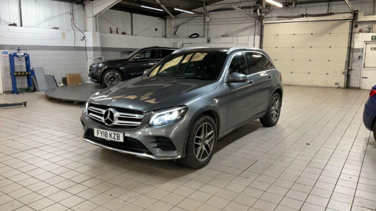 Used Mercedes-Benz GLC 2018 for sale - 76084689: Photo 2