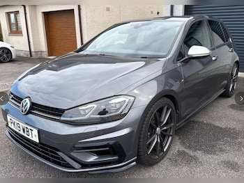 Used Volkswagen Golf 2019 for sale - 75520588: Photo