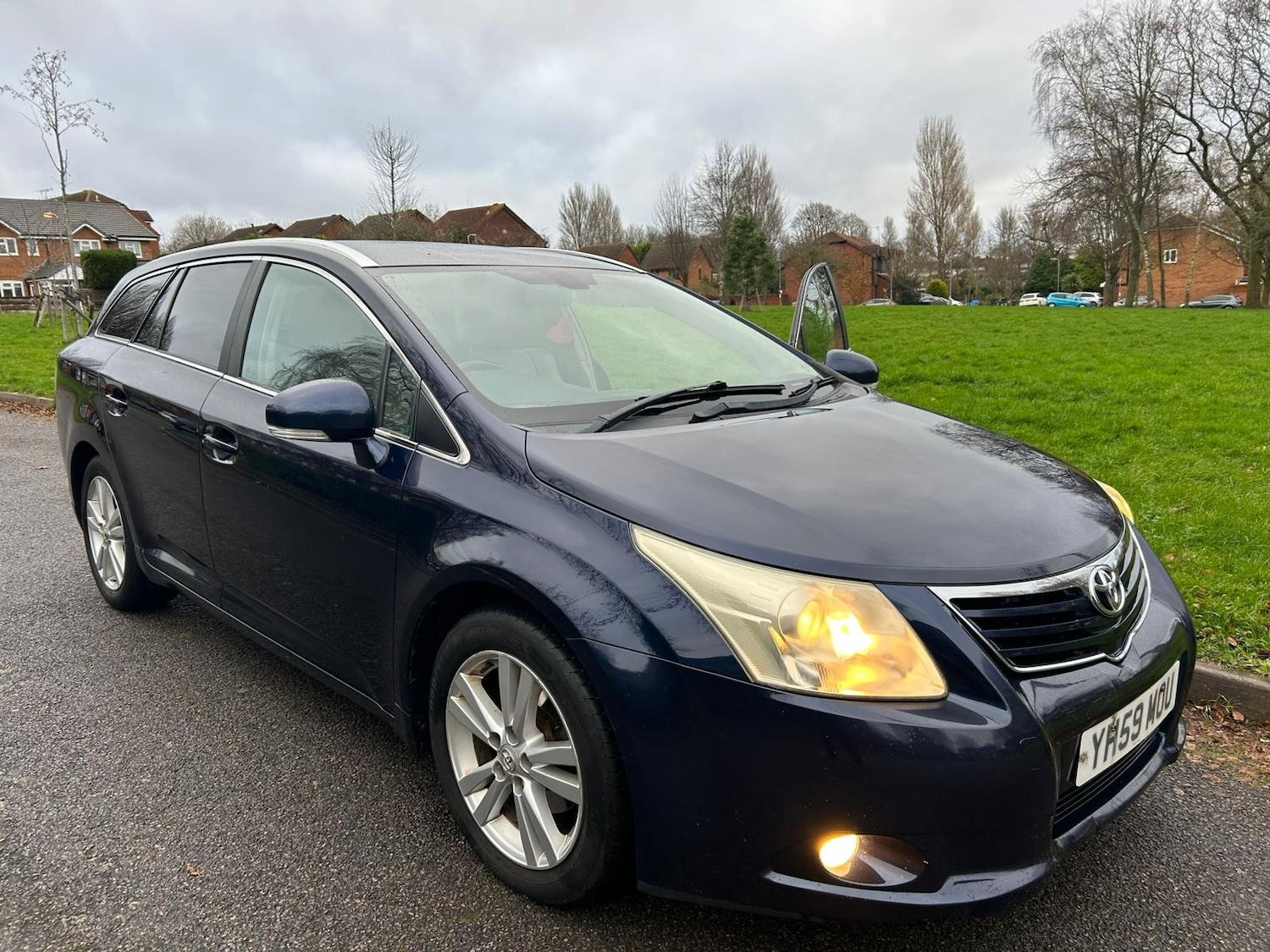 Used Toyota Avensis 2009 for sale - 77056629: Photo 4