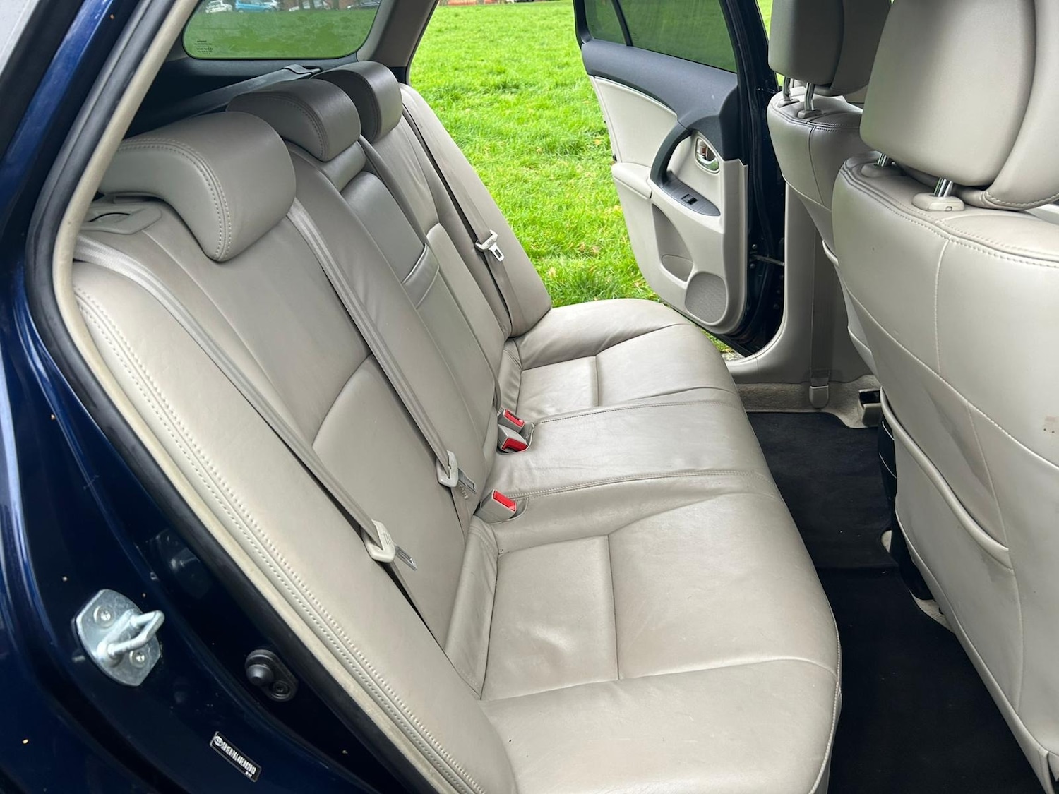 Used Toyota Avensis 2009 for sale - 77056629: Photo 7