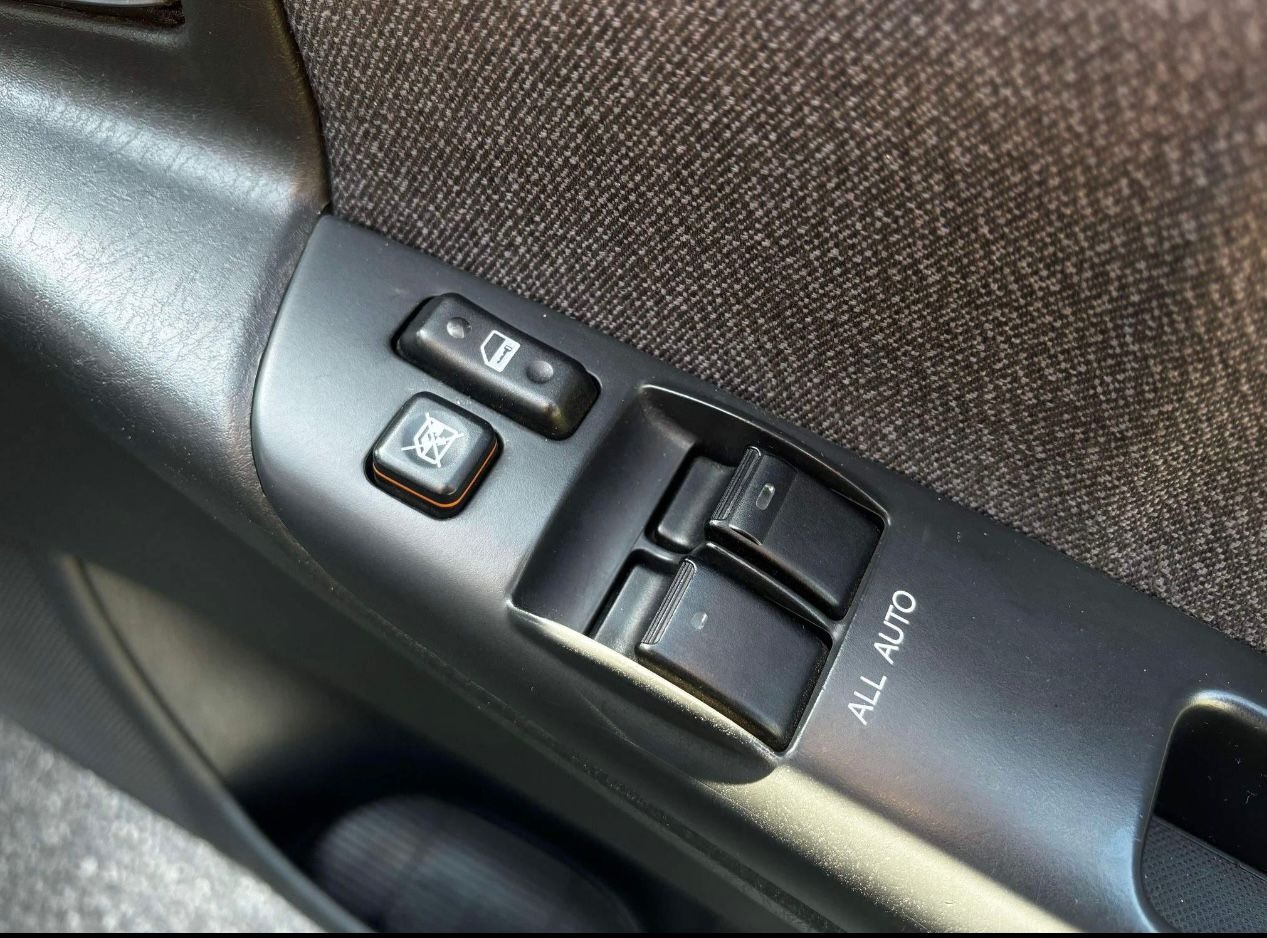 Used Toyota Corolla 2003 for sale - 76379686: Photo 10